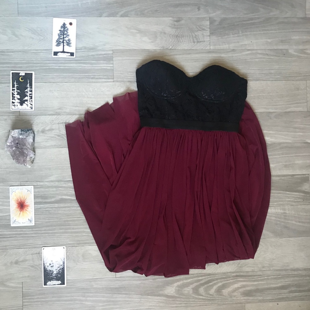 Strapless Dress w/Sweetheart Neckline | Size: M